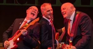 shads front 3 singing